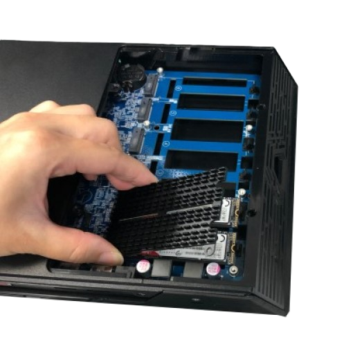 Asustor AS-HK1 M.2 heatsink installation